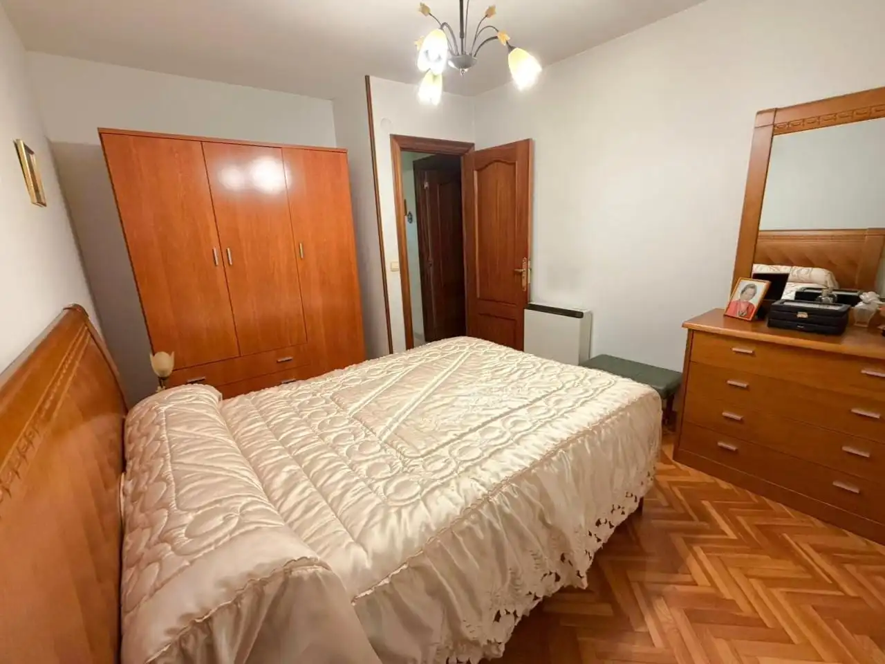 Dormitori de Casa o xalet en venda en Villarejo de Órbigo amb Calefacció, Parquet i Terrassa