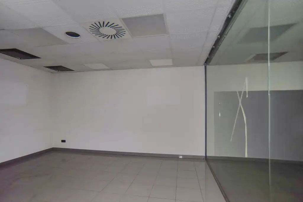 Local comercial en venda a Av Roma, imagen 15