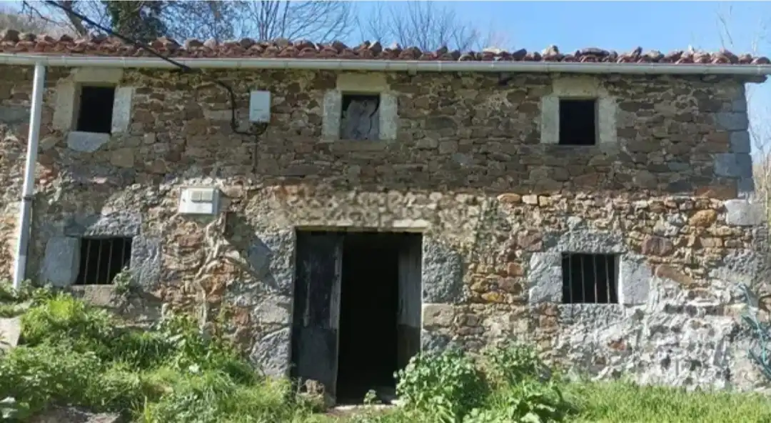 Casa rústica amb jardí en venda a Arredondo, imagen 2