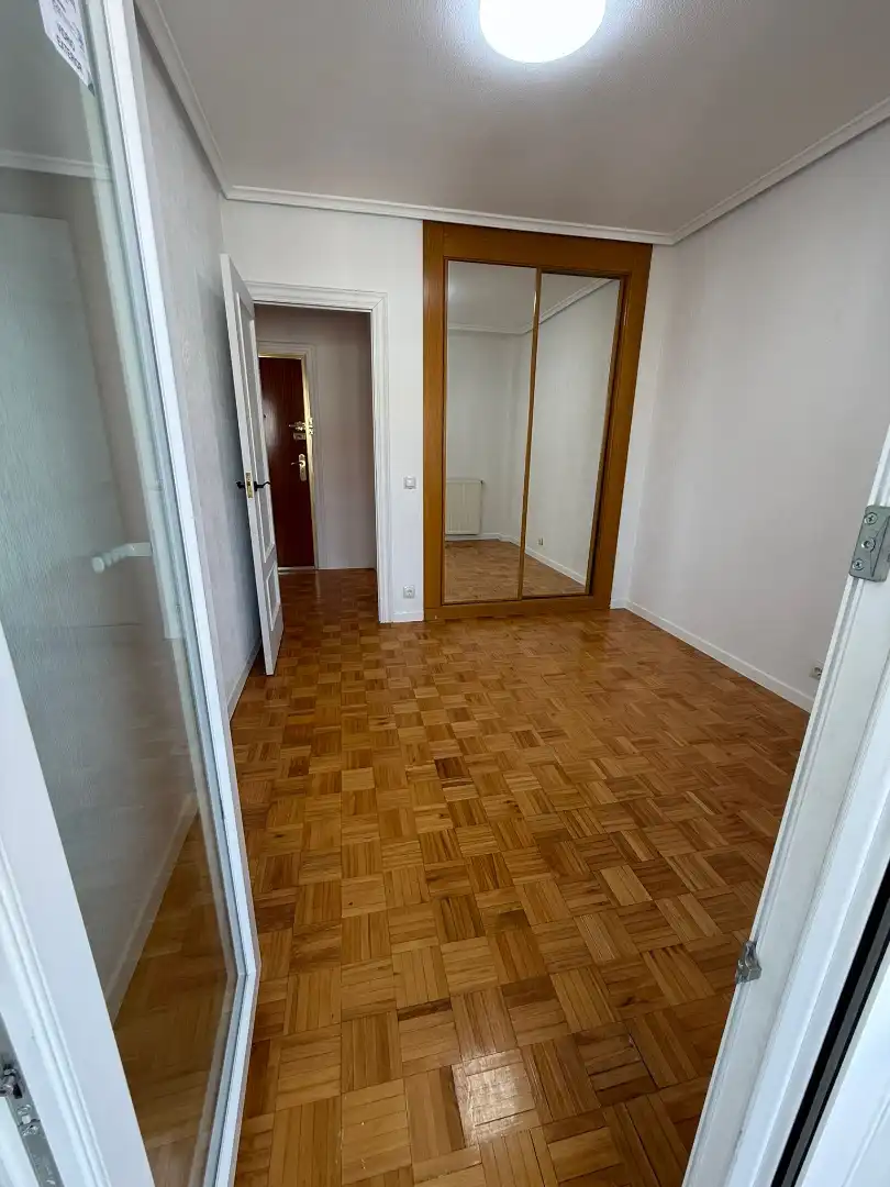 Habitación de Piso en venta en Burgos con Calefacción y Terraza