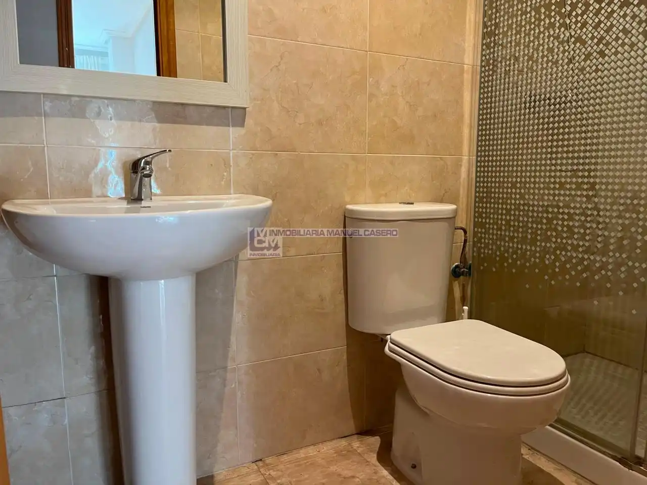 Baño de Piso en venta en Cáceres con Calefacción, Terraza y Trastero