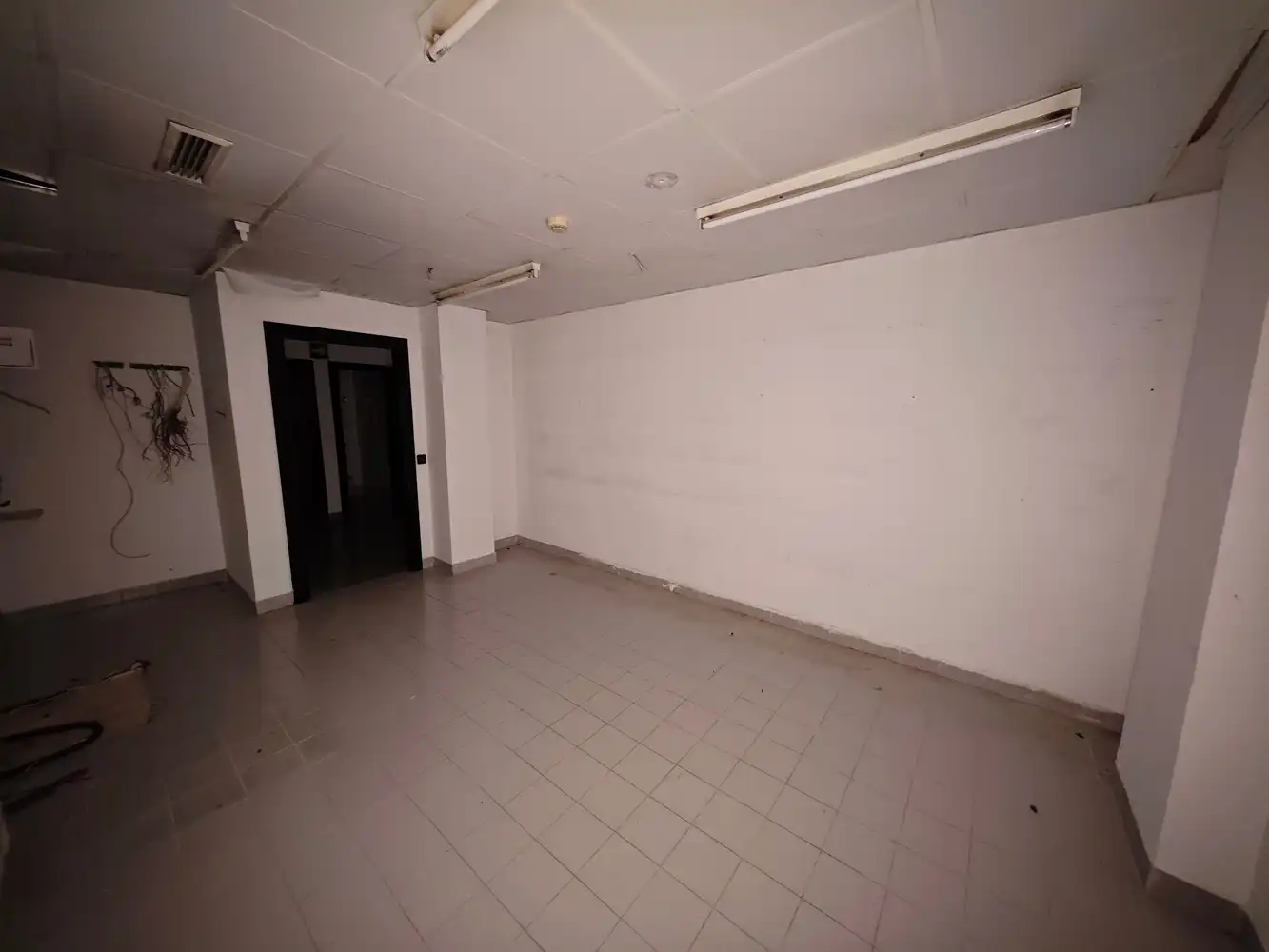 Local en venta en Alicante / Alacant con Aire acondicionado
