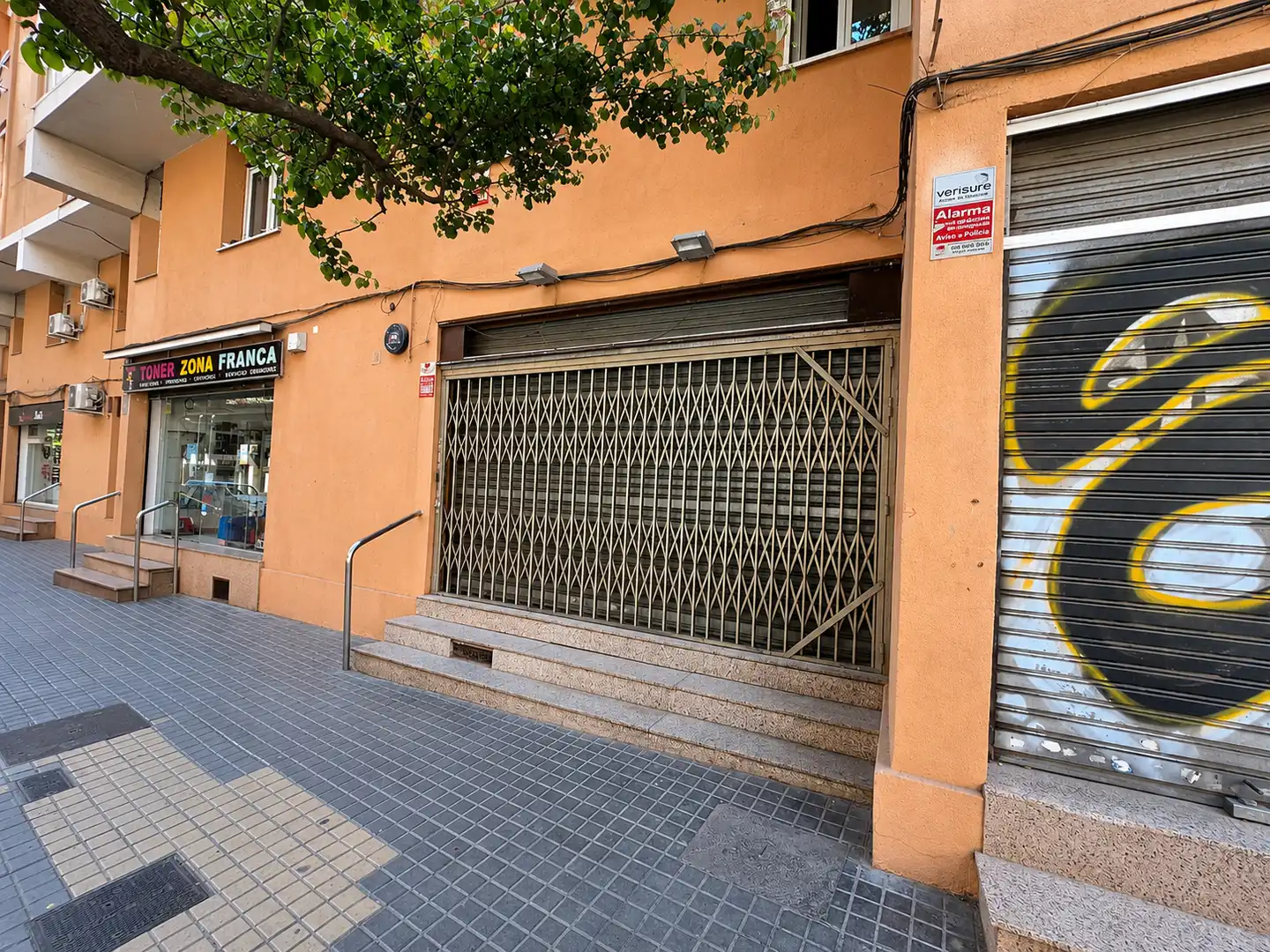 Local en venda en Barcelona amb Aire condicionat