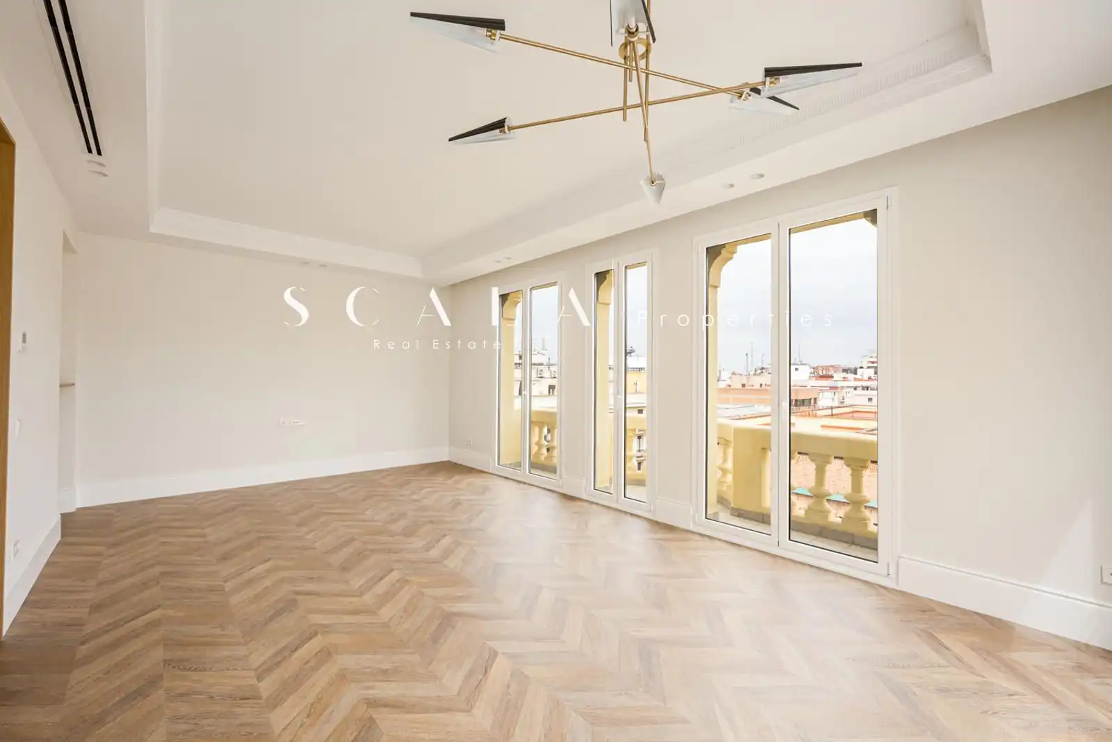 Bedroom of Attic for rent in Madrid  with Air Conditioner, Heating and Terrace