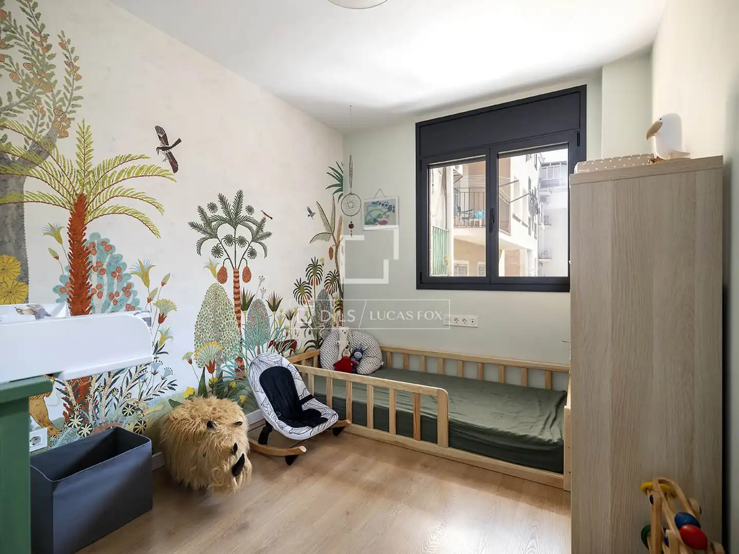 Schlafzimmer von Wohnung zum Verkauf in Barcelona mit Klimaanlage, Heizung und Terrasse