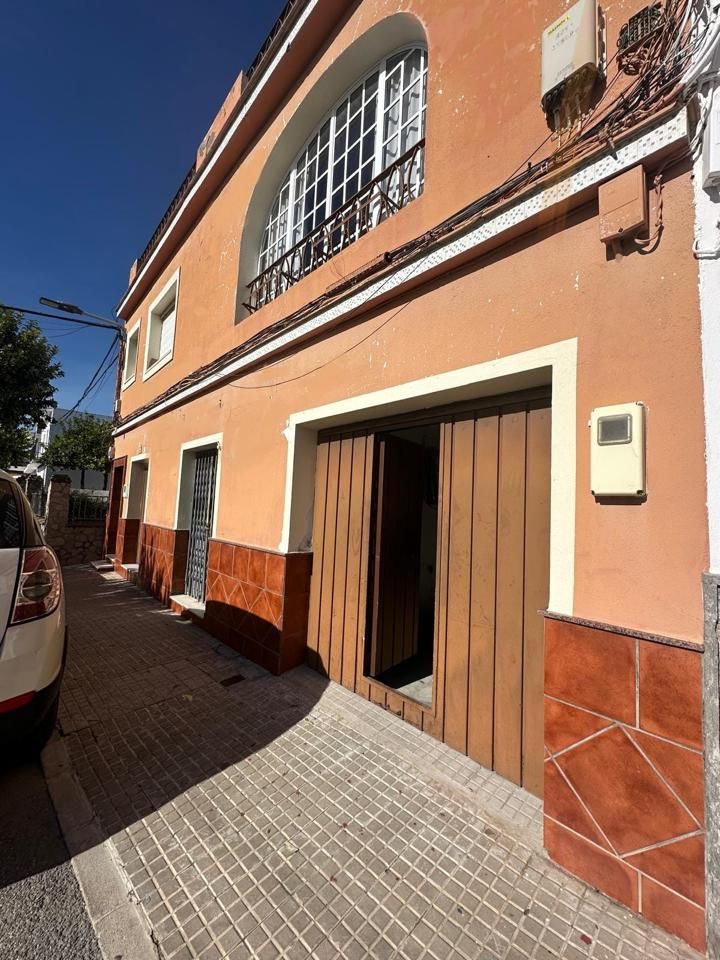 Edifici en venda a Lebrija