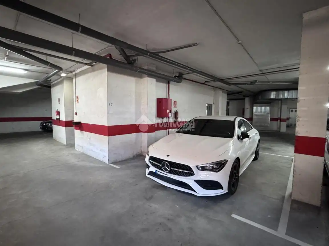 Parkplatz von Wohnung zum Verkauf in Villaquilambre mit Heizung und Abstellraum