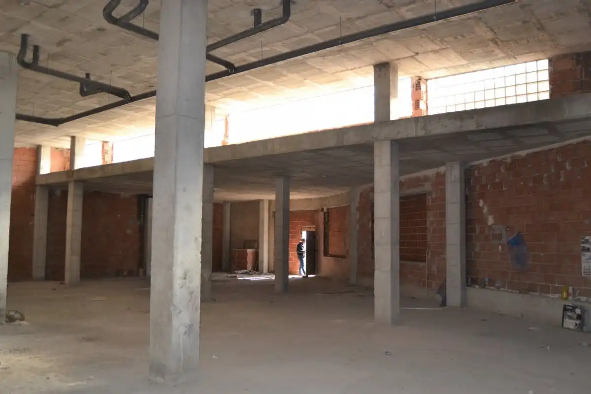 Local comercial en venta en Avenida De La Constitución, imagen 5