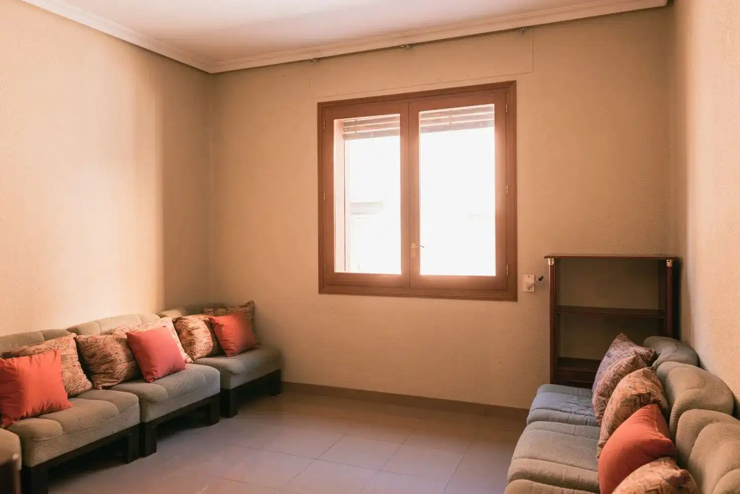 Living room of Houses for sale in Socuéllamos  with Air Conditioner, Terrace and Storage room