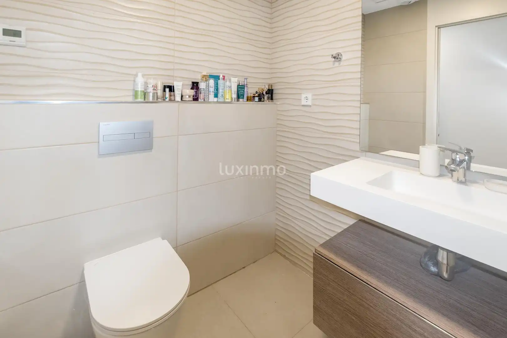 Badezimmer von Wohnung zum Verkauf in Villajoyosa / La Vila Joiosa mit Klimaanlage, Privatgarten und Terrasse