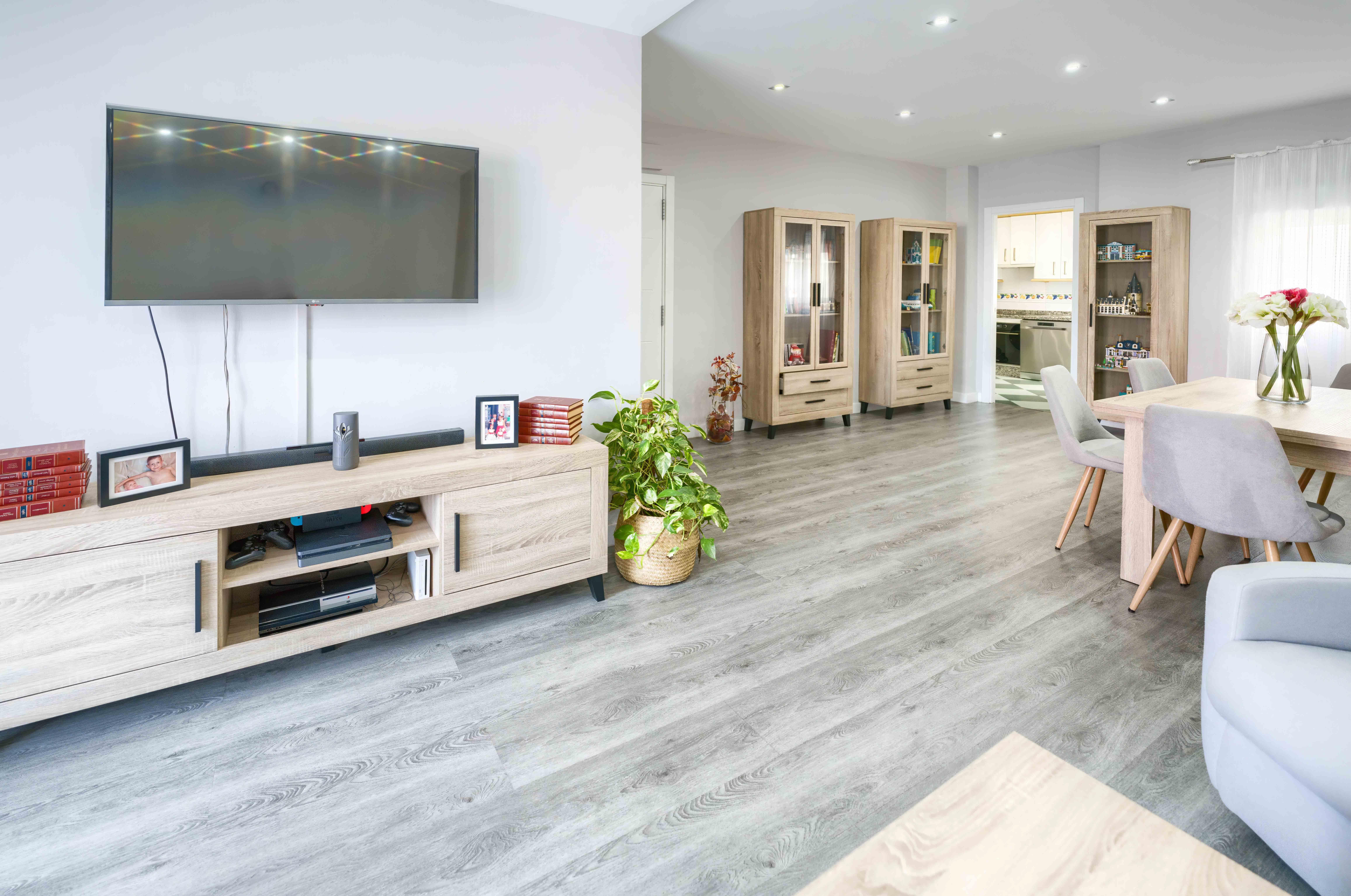 Living room of Apartment for sale in  Sevilla Capital
