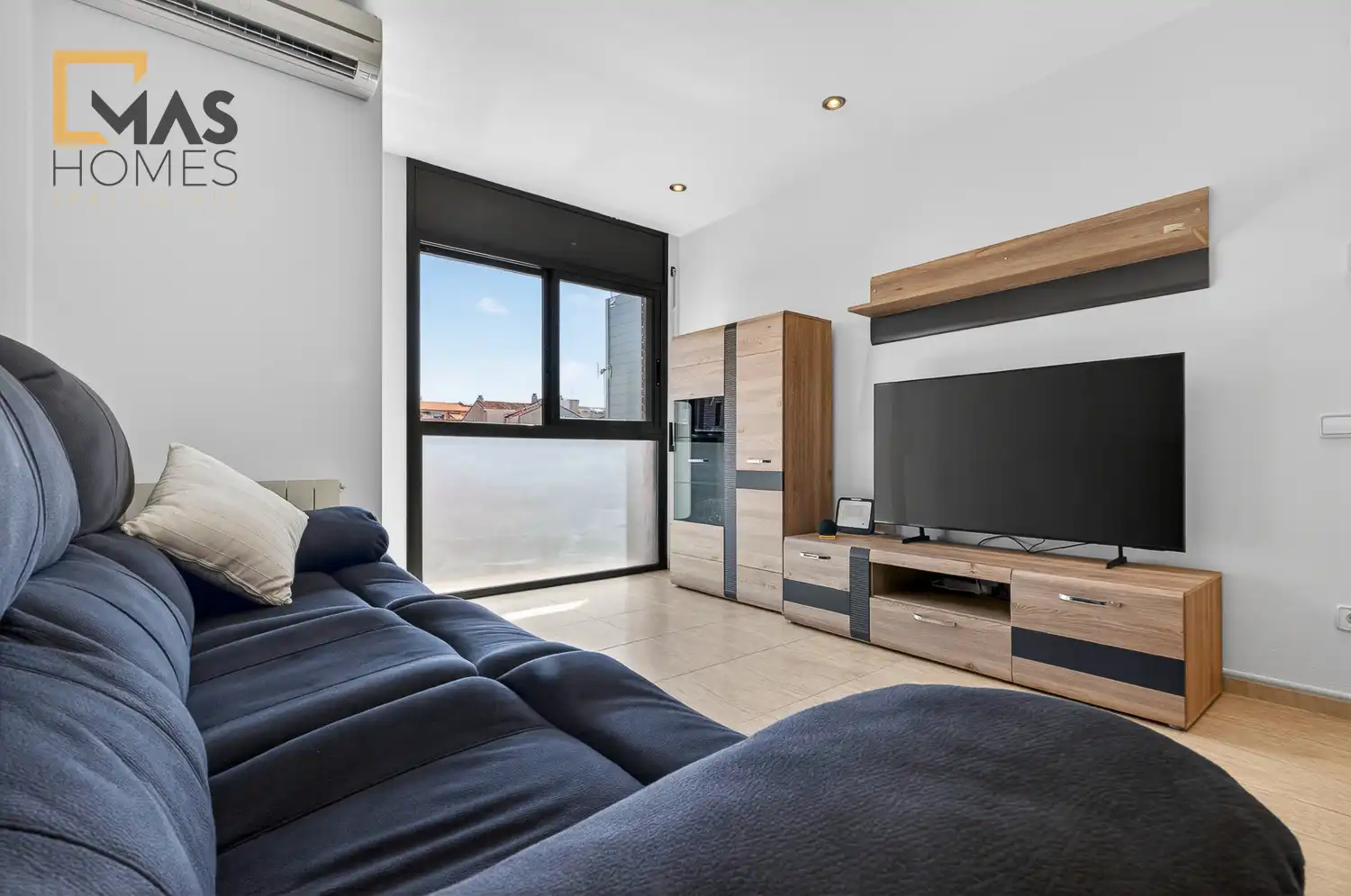 Sala de estar de Piso en venta en Olesa de Montserrat con Aire acondicionado, Calefacción y Balcón