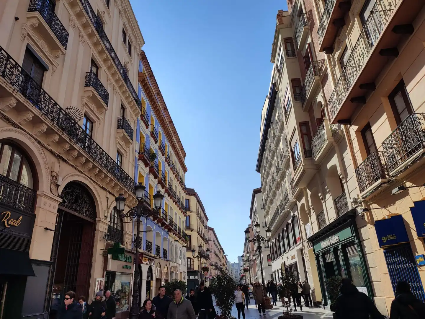Exterior view of Flat for sale in Zaragoza  with Air Conditioner, Heating and Furnished