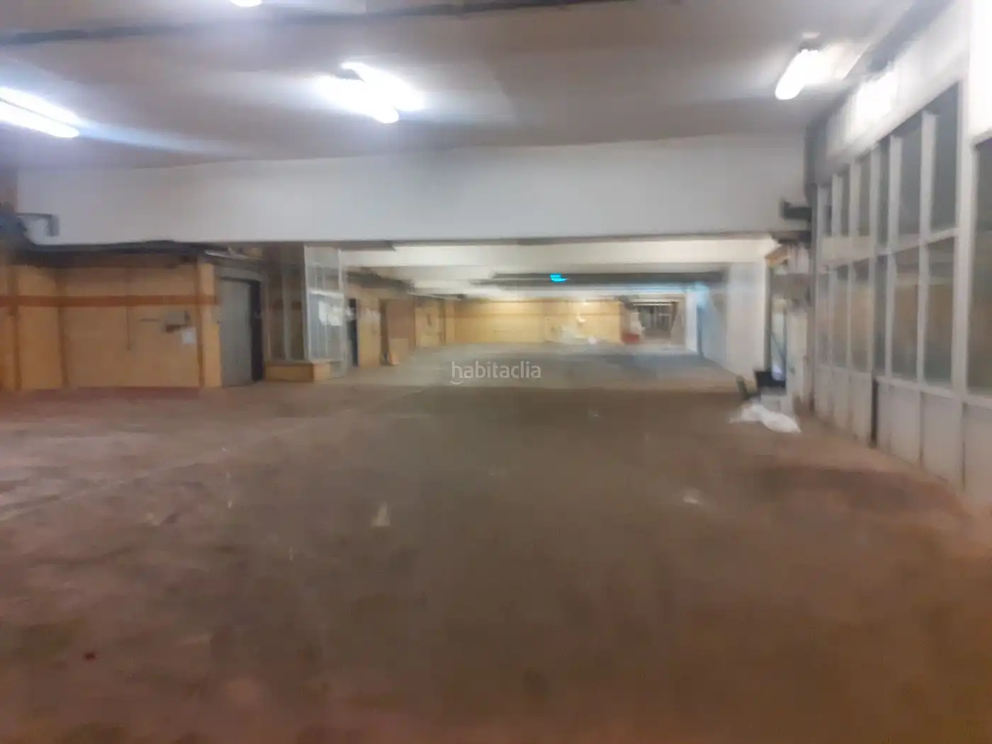 Nau industrial en venda en Sabadell