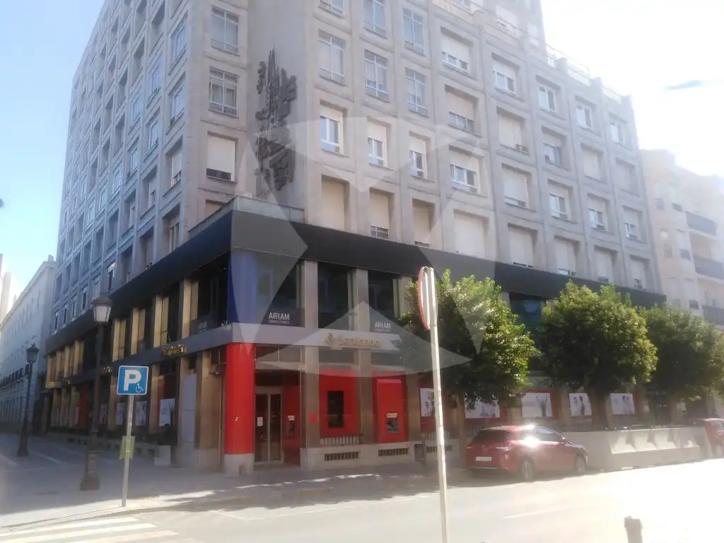Exterior view of Office for rent in Badajoz  with Air Conditioner