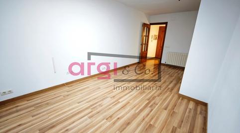 Foto 2 de Pis en venda a Calle Pere Sala, La Roureda, Barcelona