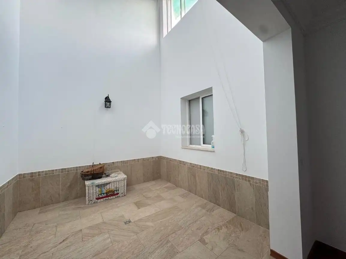 Flat for sale in Osuna  with Air Conditioner and Terrace