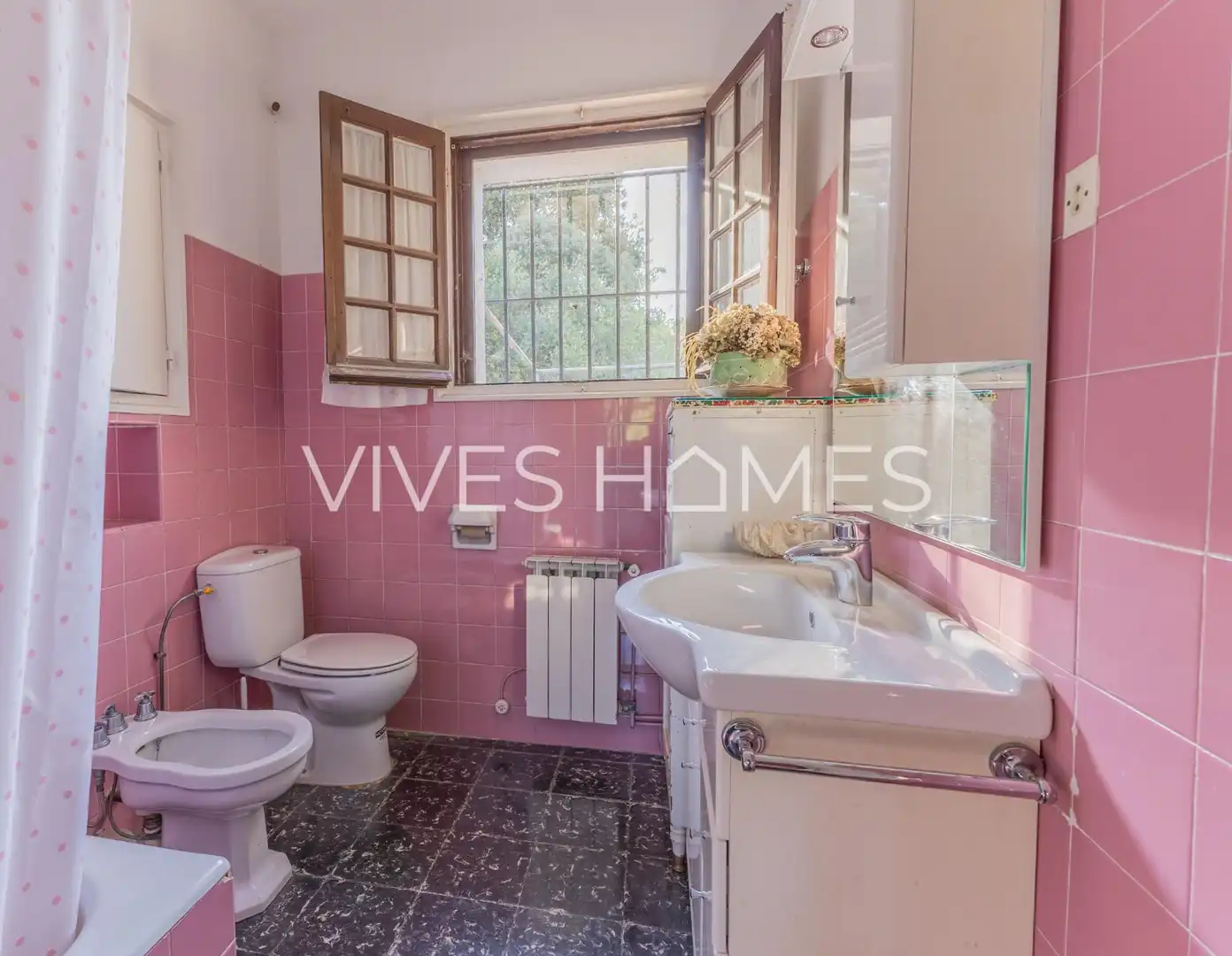 Baño de Casa o chalet en venta en Mataró con Aire acondicionado, Calefacción y Jardín privado