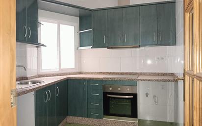 Flat for sale in Avda de Madrid - Pº de la Estación