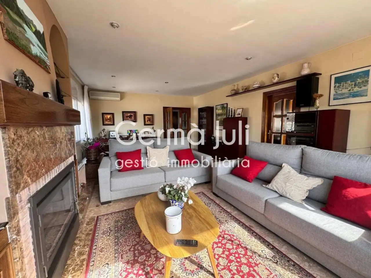 Living room of Houses for sale in Badalona  with Heating, Private garden and Terrace