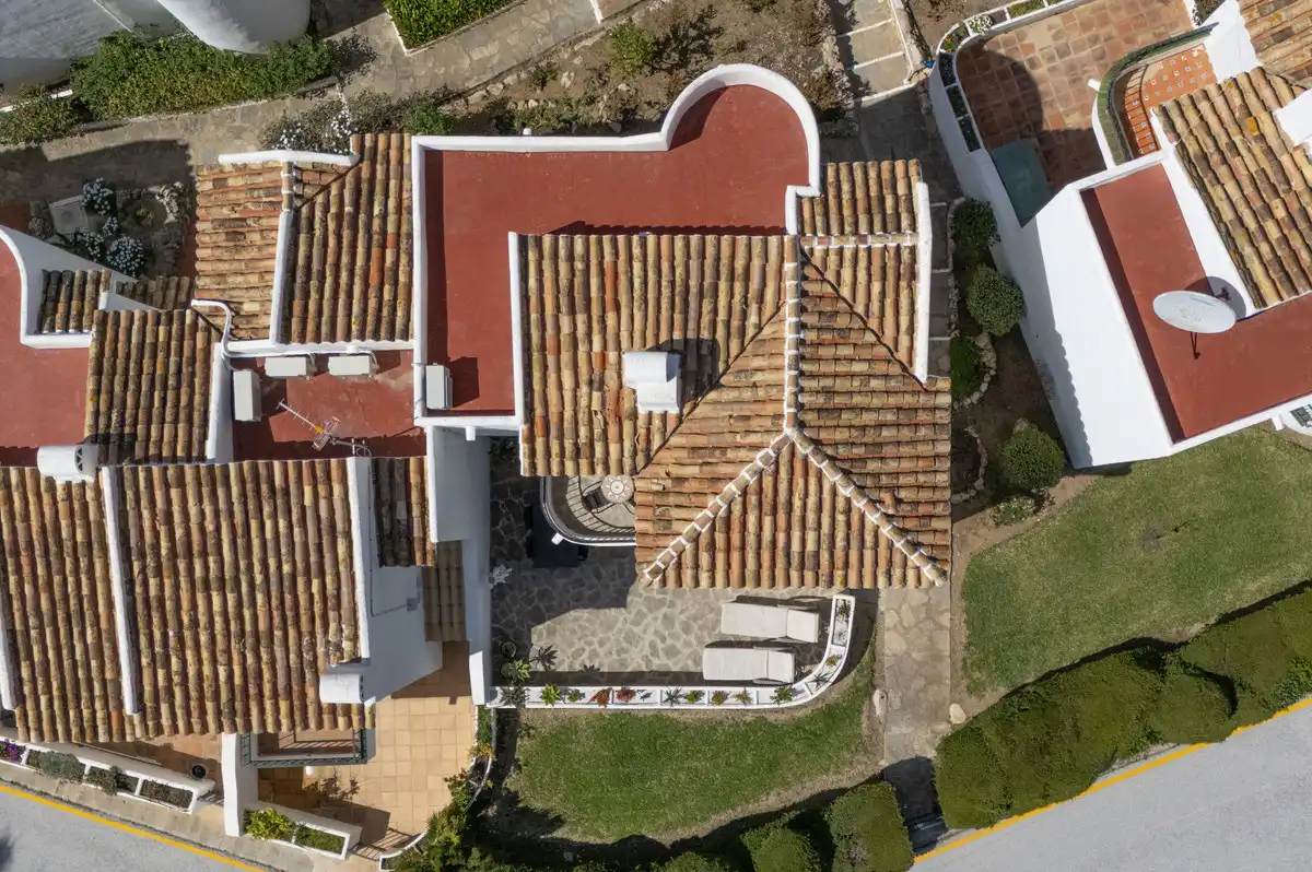 Vista exterior de Casa adosada en venda en Mijas amb Aire condicionat, Calefacció i Terrassa