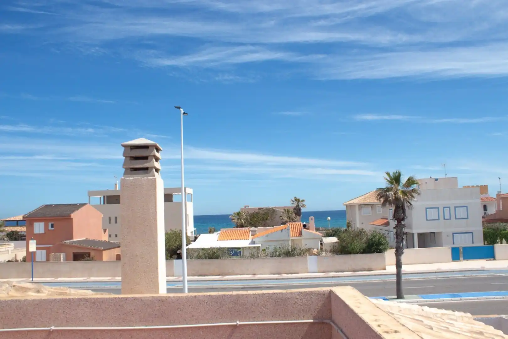 Xalet amb terrassa en venda a Playa de las Gaviotas - El Pedrucho, imagen 5