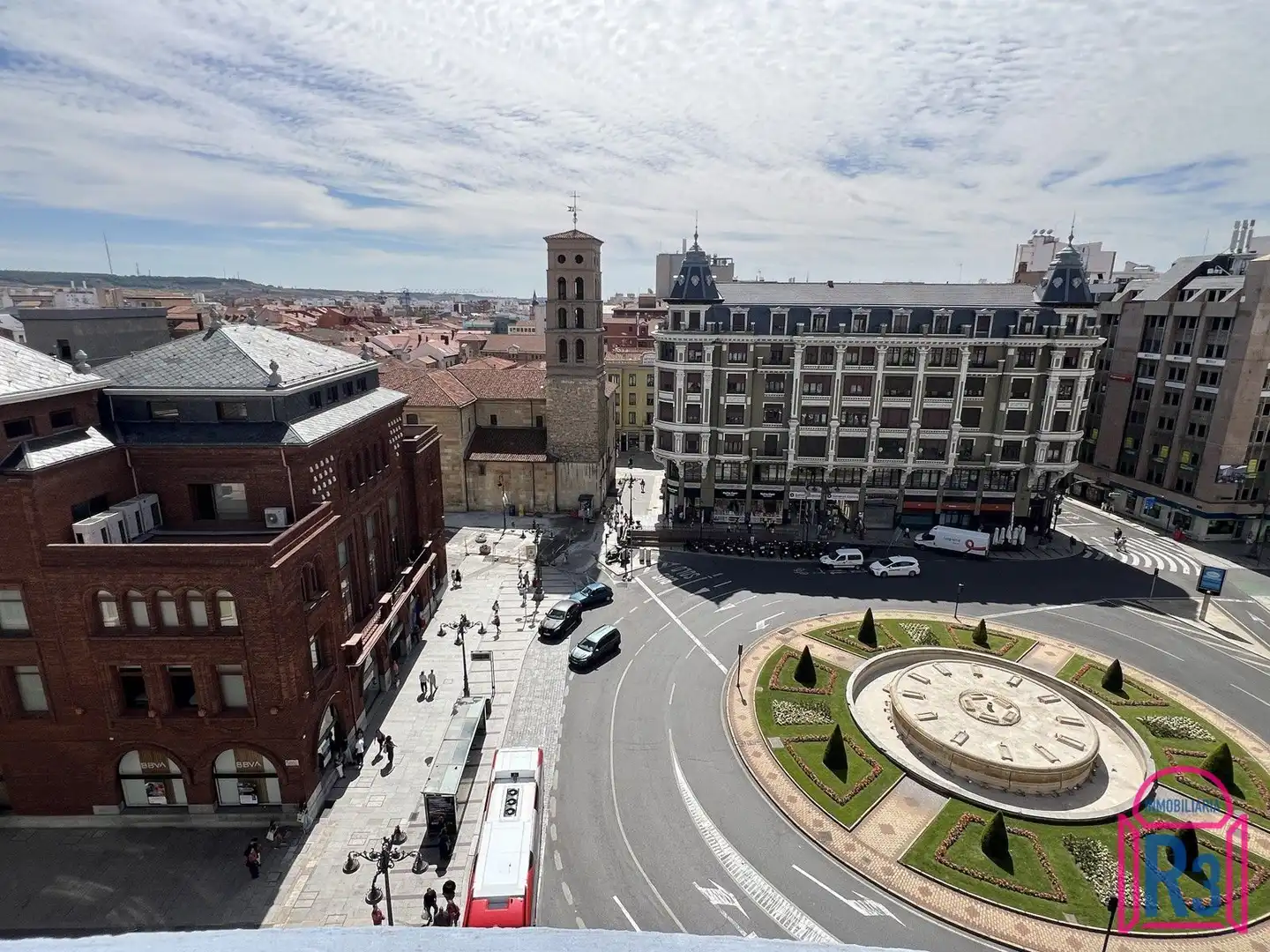 Exterior view of Flat for sale in León Capital   with Heating and Terrace