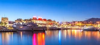 Vista exterior de Edifici en venda en Marbella