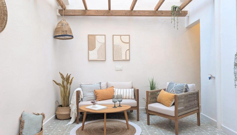 Foto 1 de Casa adosada en venda a Centre, Barcelona