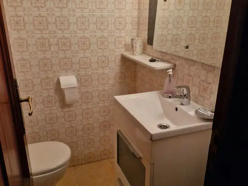 Baño de Piso en venta en  Madrid Capital con Terraza y Balcón