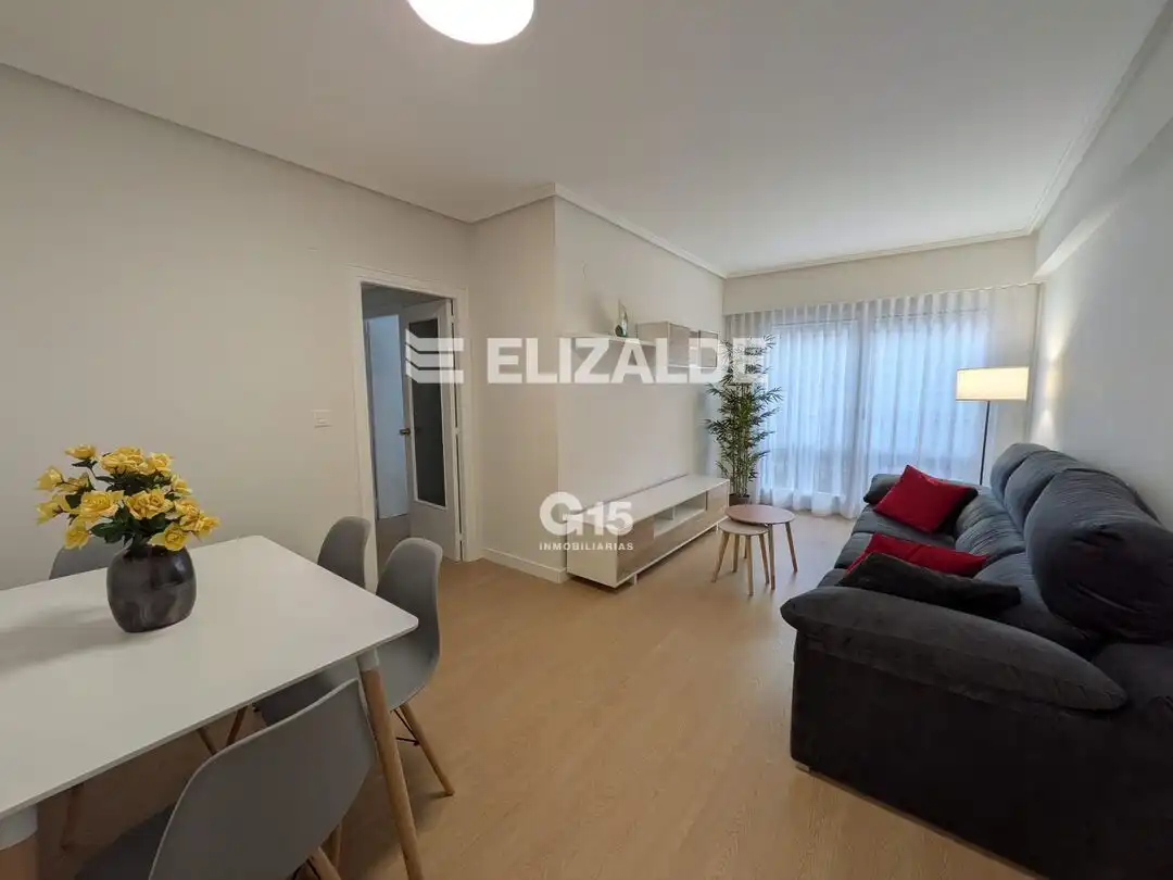 Flat with lift for sale in Segundo Izpizua Kalea, imagen 3