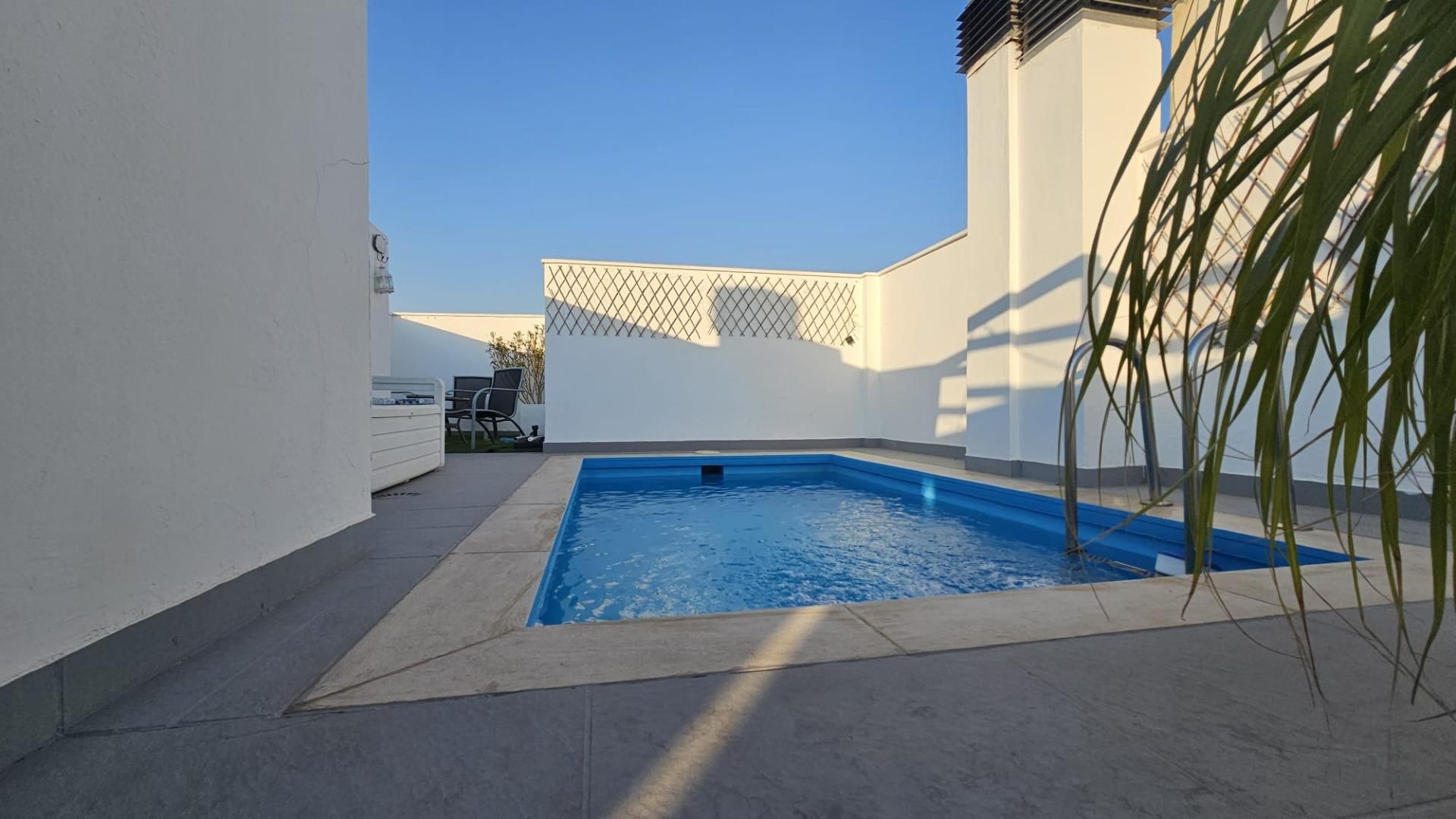 Piscina de Casa o xalet en venda en  Córdoba Capital amb Aire condicionat, Calefacció i Terrassa