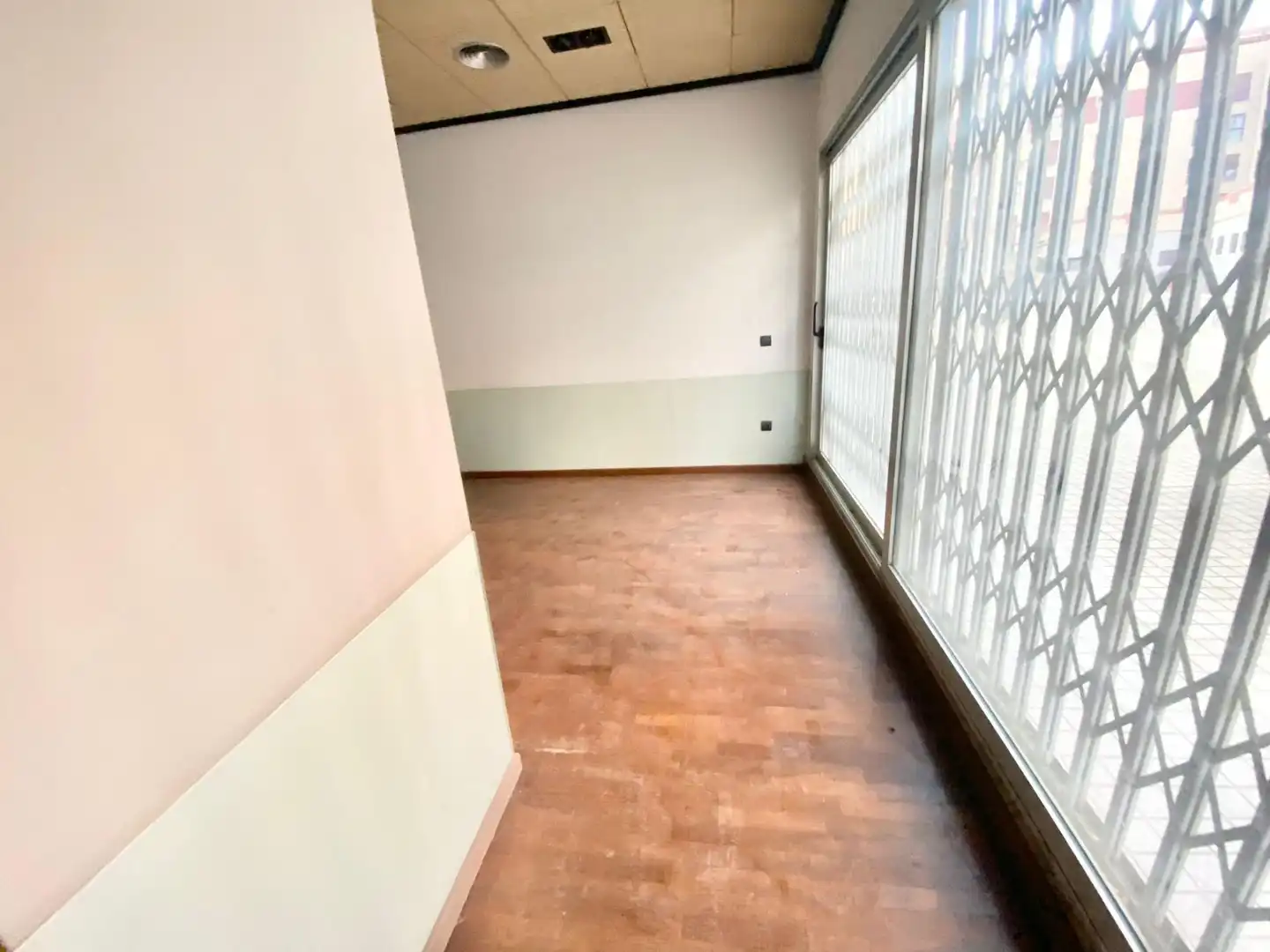 Local en venta en Lorca con Aire acondicionado y Amueblado