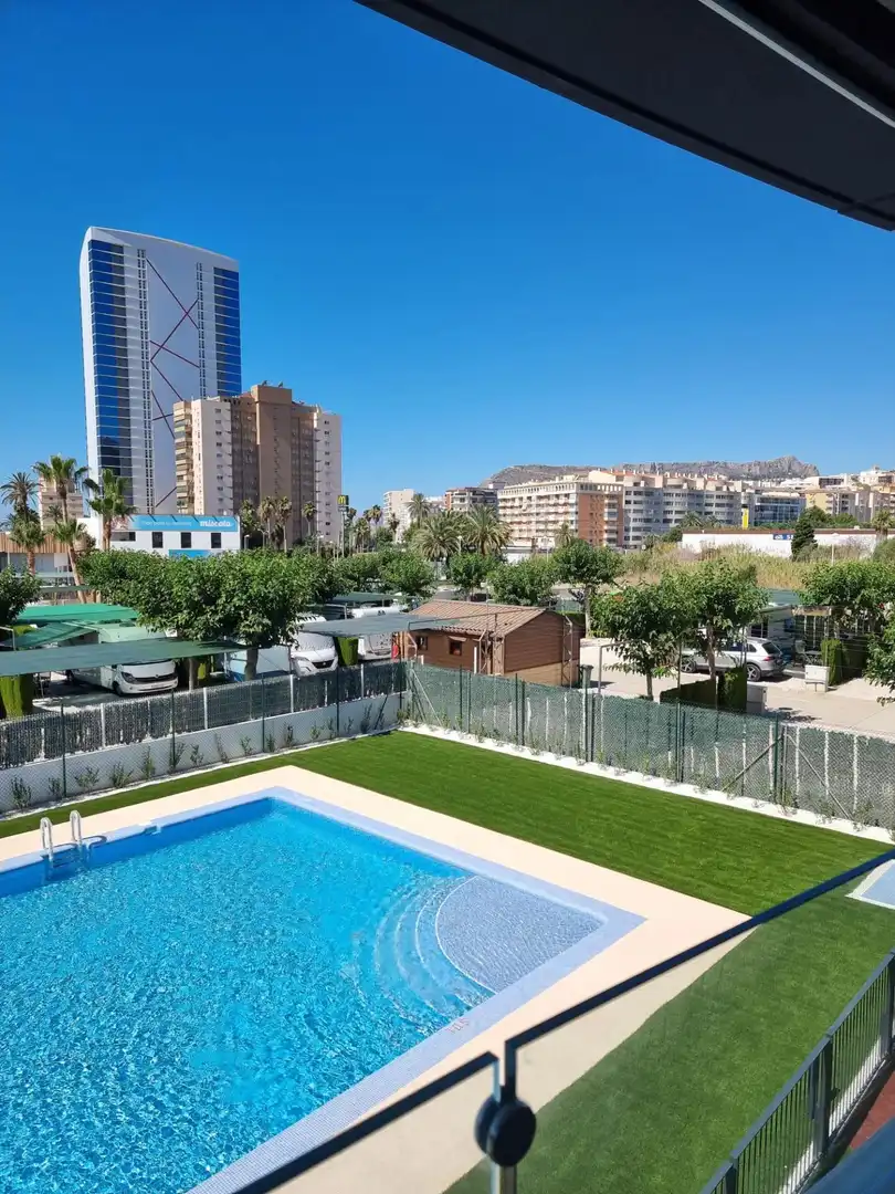 Apartamento con piscina en venta en Marisol Park - Ortembach - Los Almendros, imagen 3