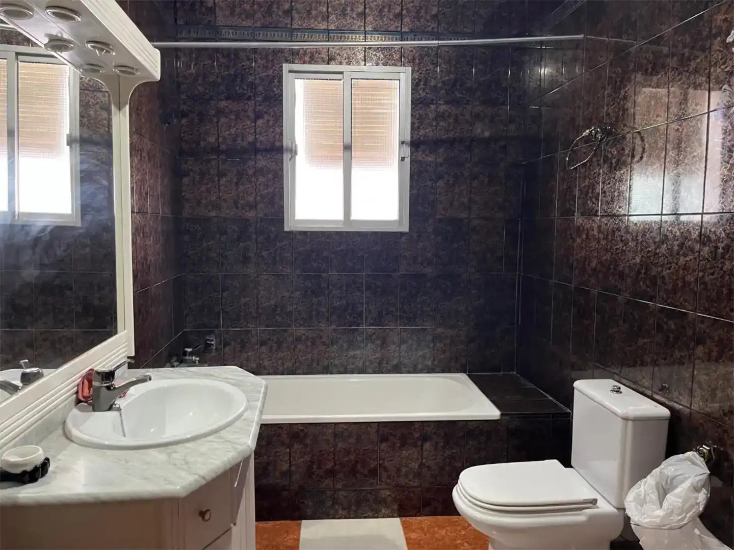 Baño de Piso en venta en Coripe