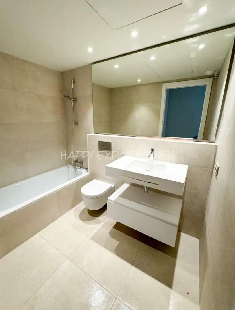 Bathroom of Flat for sale in Sitges  with Air Conditioner, Heating and Private garden