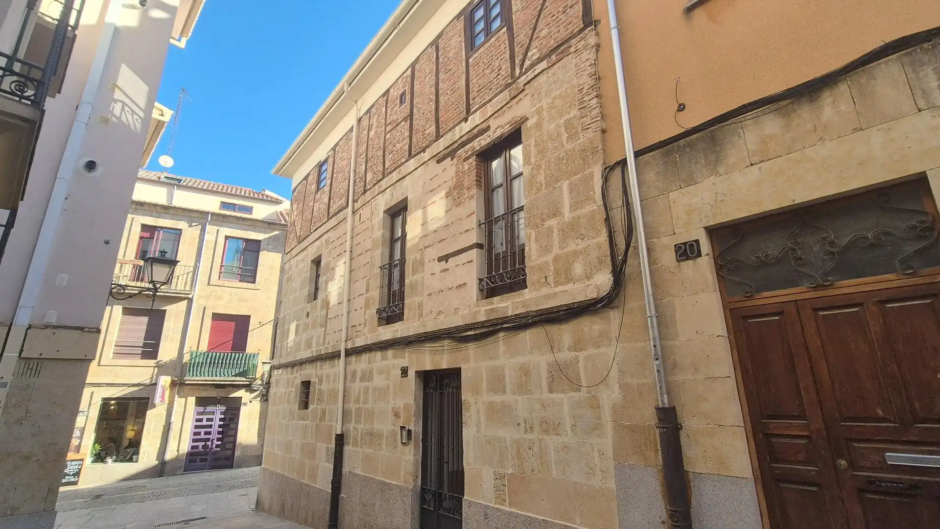 Exterior view of Study for rent in Salamanca  with Heating, Furnished and Balcony