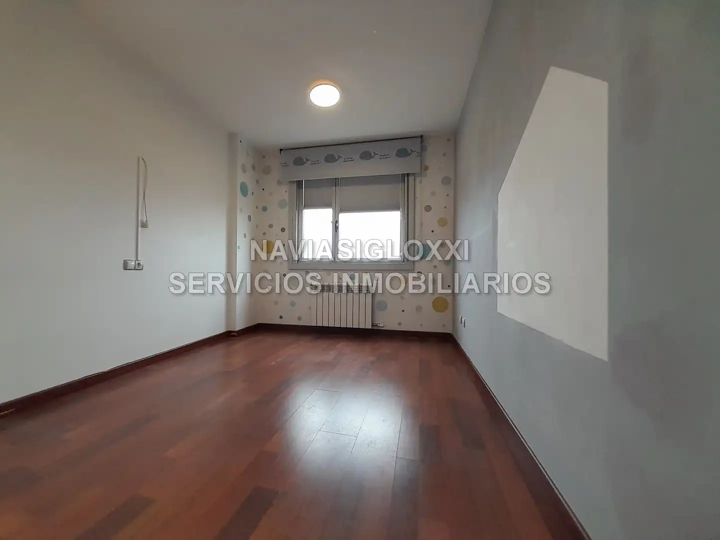 Flat for rent in Vigo   with Parquet flooring, Furnished and Oven