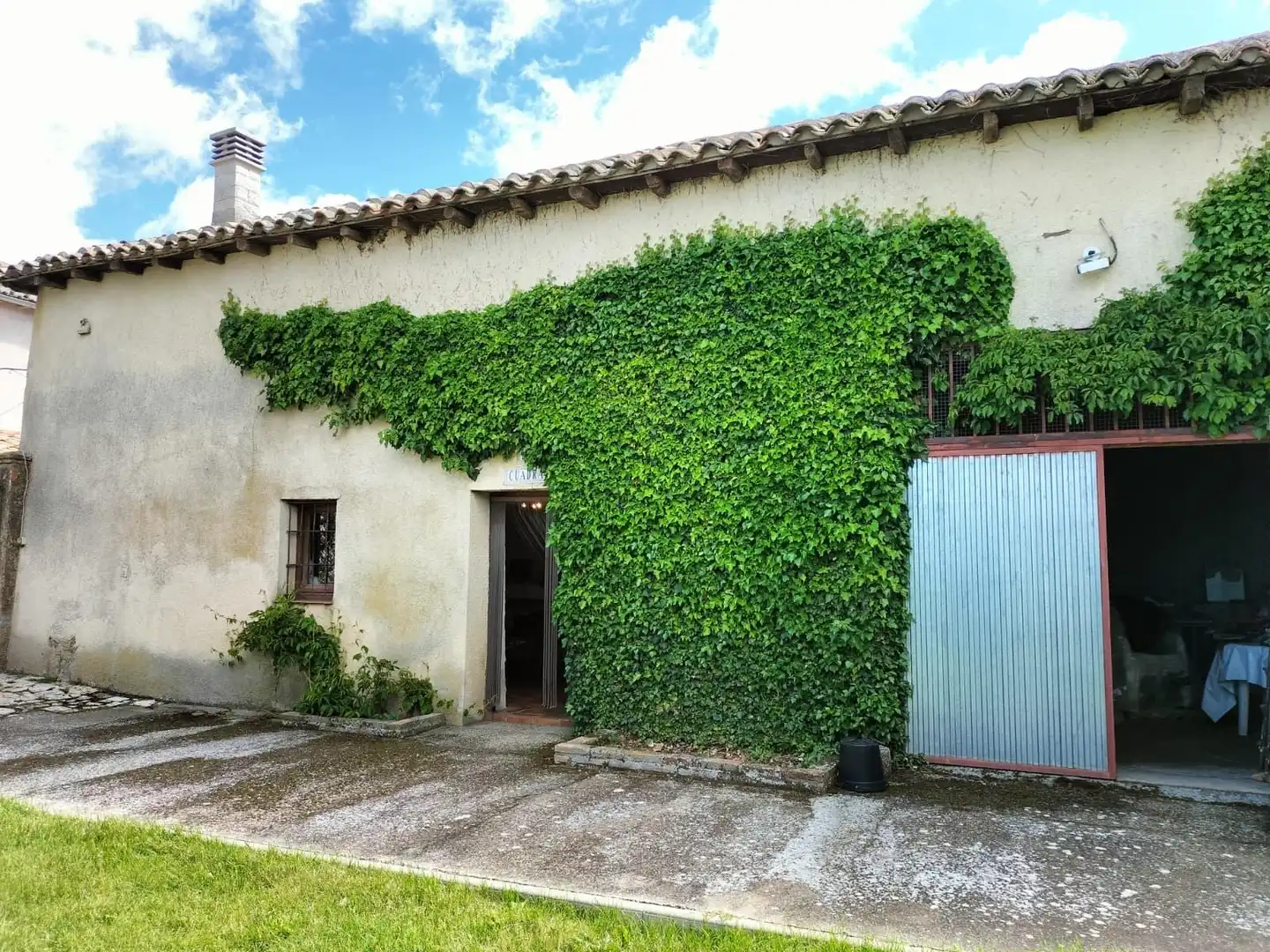 Exterior view of Houses for sale in Valle del Retortillo
