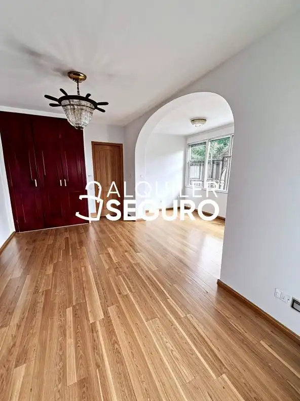 Bedroom of Houses for rent in Madrid  with Heating, Terrace and Storage room