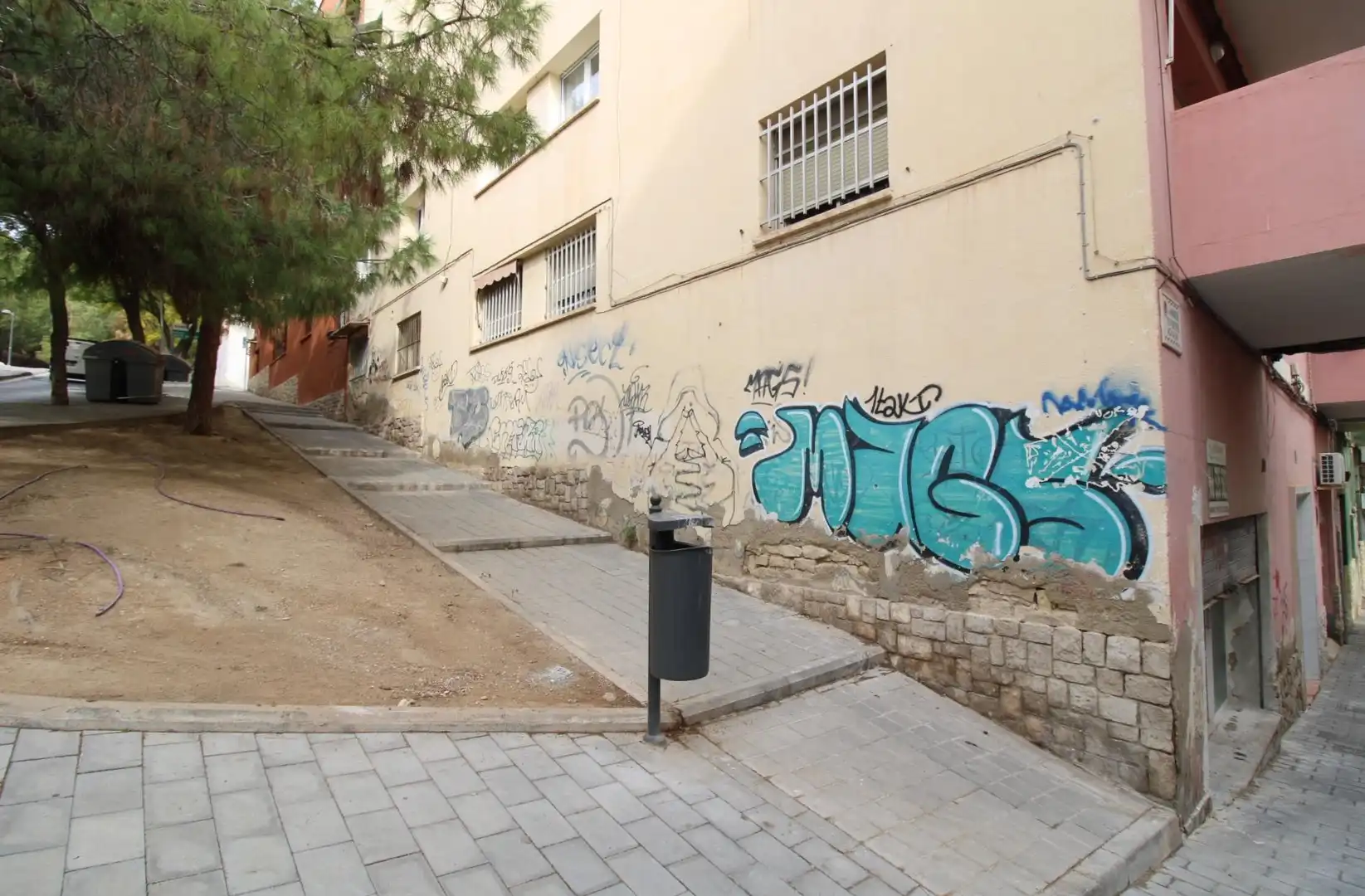 Vista exterior de Planta baixa en venda en Alicante / Alacant