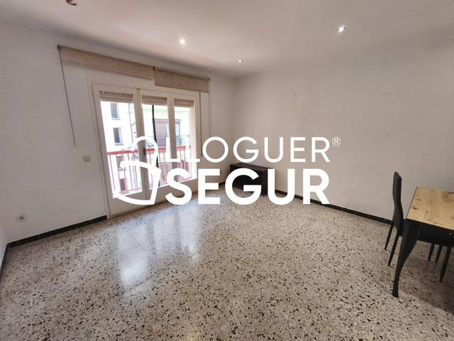 Piso en Alquiler en Tres Tombs  en Els Molins