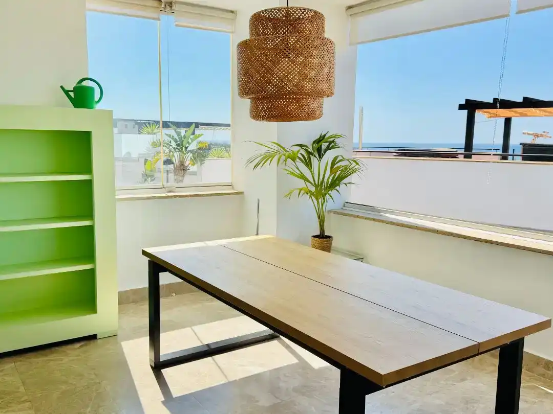Comedor de Dúplex en venta en Marbella con Aire acondicionado, Terraza y Piscina