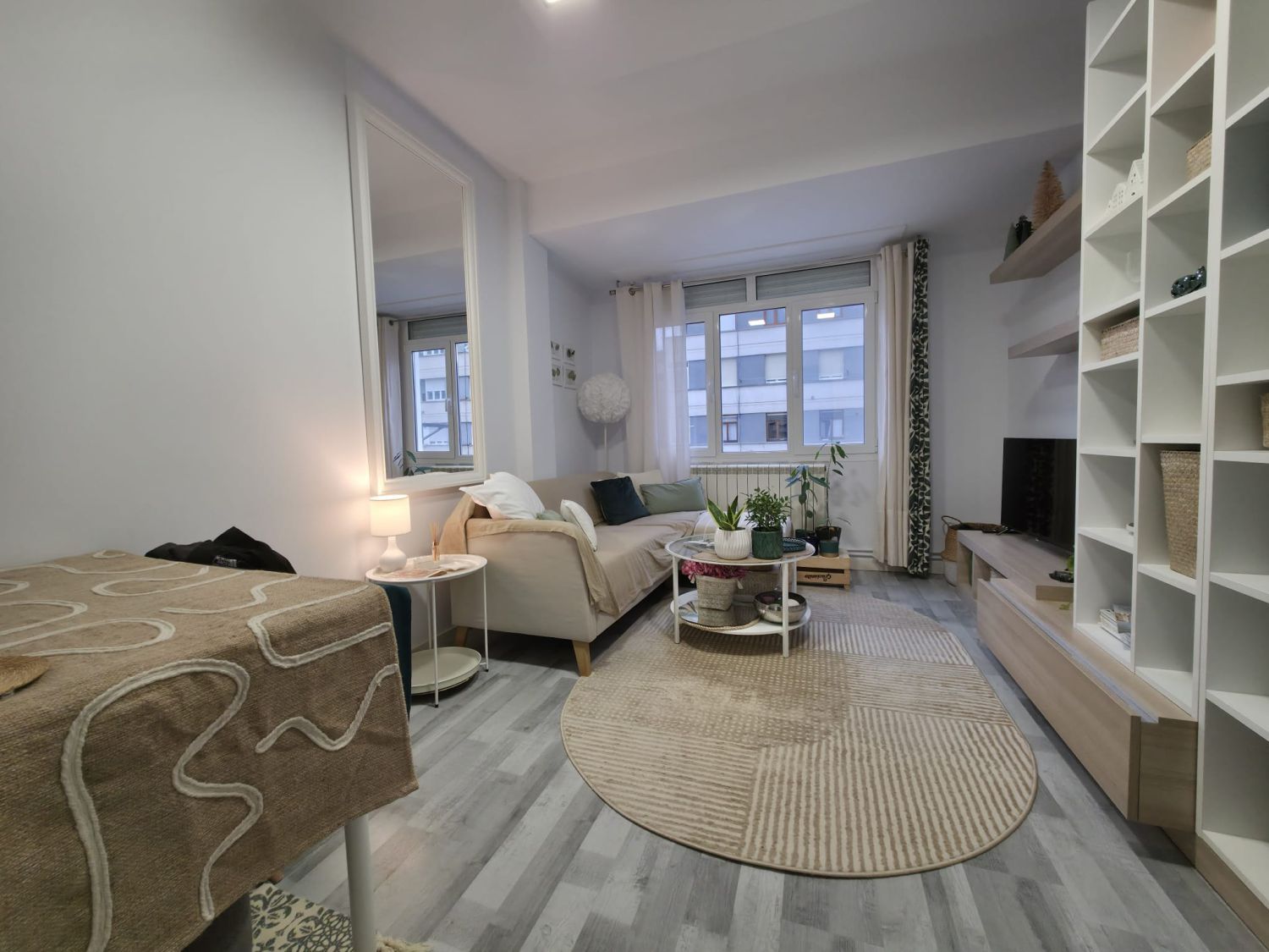 Sala d'estar de Pis en venda en Vitoria - Gasteiz amb Calefacció i Traster