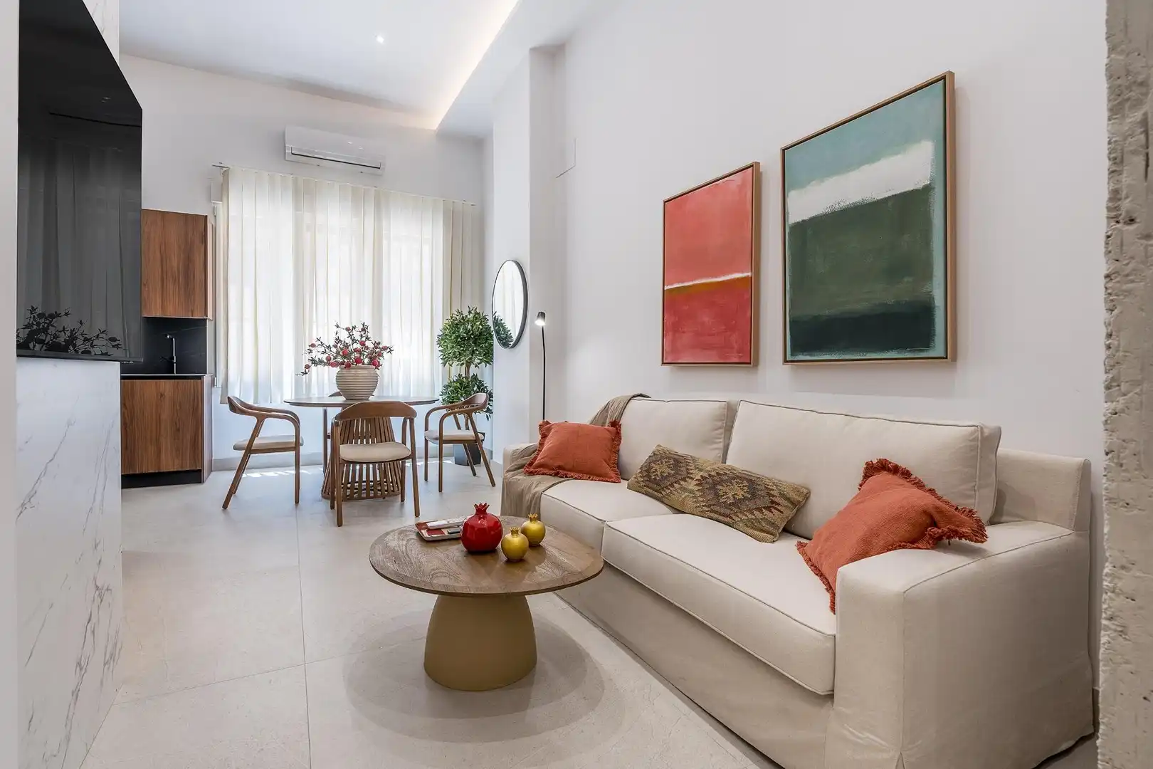 Sala de estar de Planta baja en venta en Granada con Jardín privado, Amueblado y Piscina comunitaria