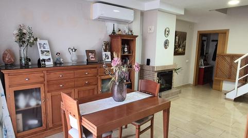 Foto 2 de Casa adosada en venda a Pilas, Sevilla