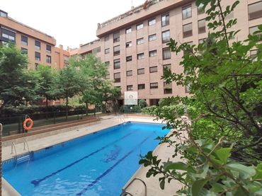 Piso con piscina en alquiler en Calle Calle Hierro 15b