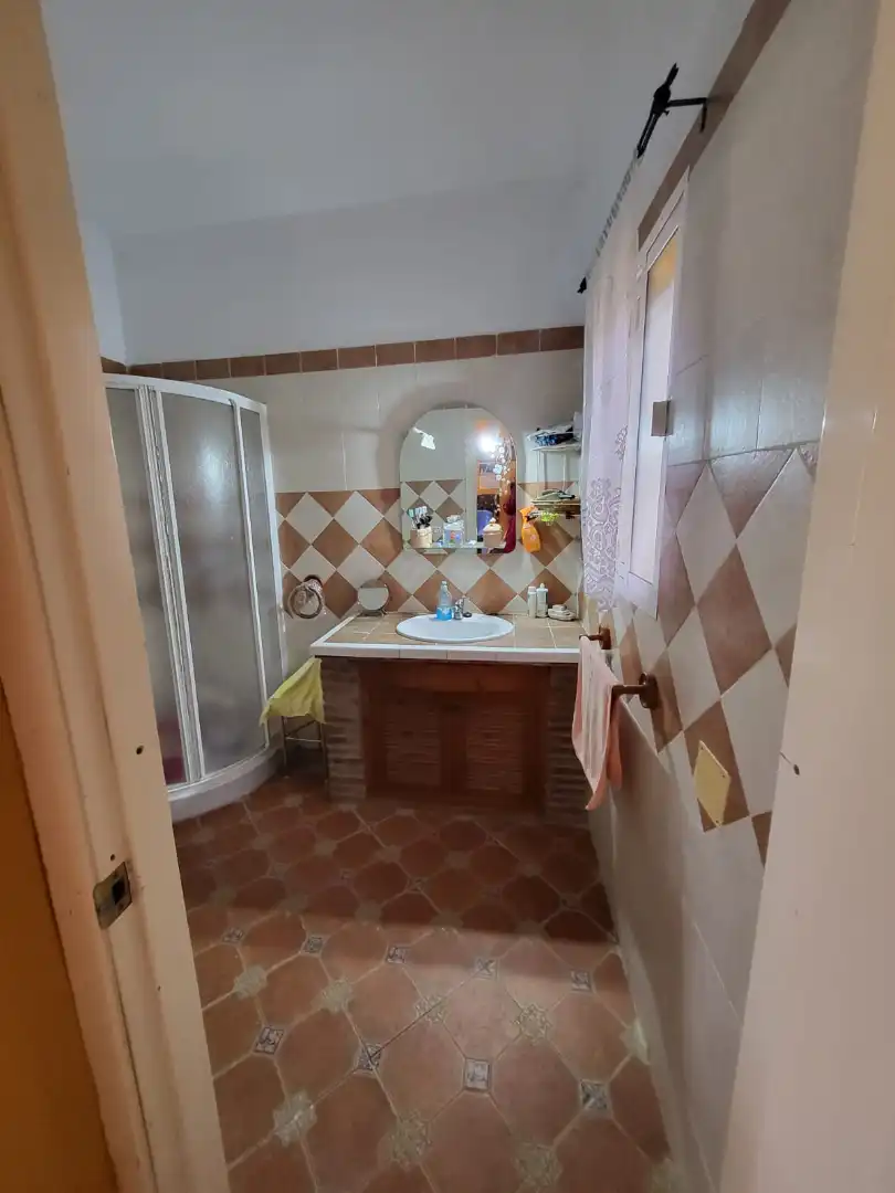 Bany de Finca rústica en venda en Medina Sidonia amb Calefacció, Jardí privat i Terrassa