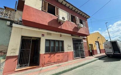 Vista exterior de Casa o xalet en venda en Dolores amb Aire condicionat, Traster i Balcó