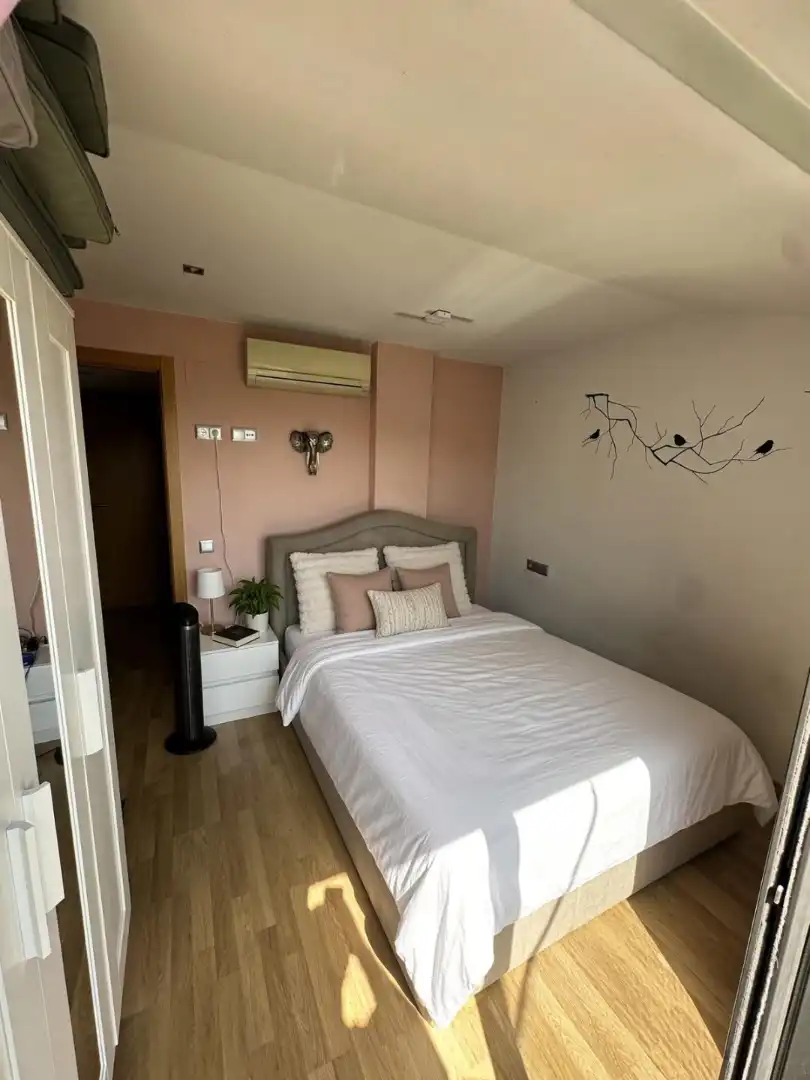 Duplex with lift for sale in Carrer de Güell i Ferrer 129, imagen 8
